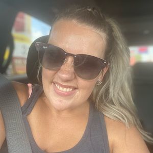 Meet your Posher, Kellie